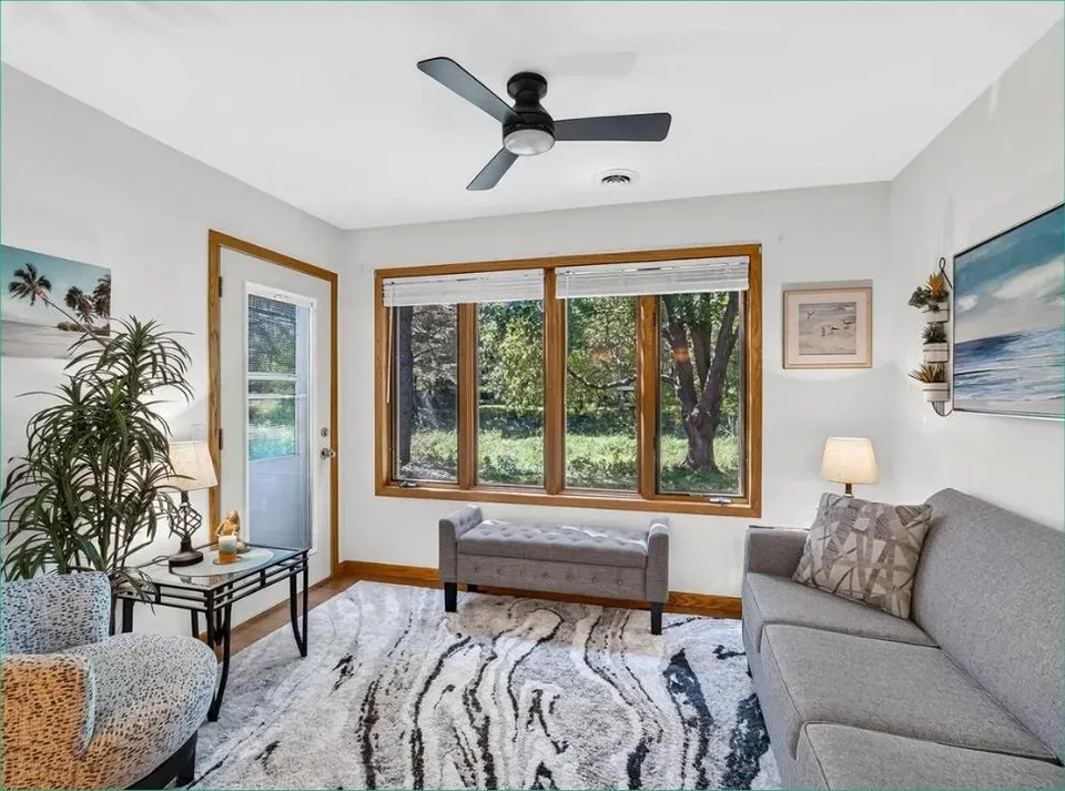 2 Bed 1 Bath Urban Residential Condo in Madison, WI - 4