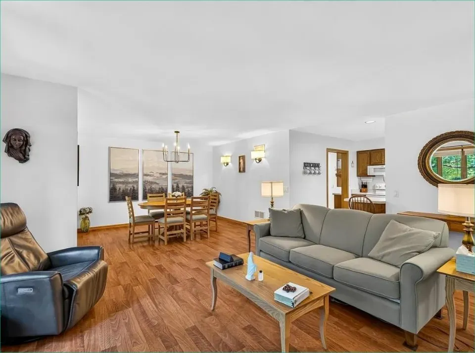2 Bed 1 Bath Urban Residential Condo in Madison, WI - 5