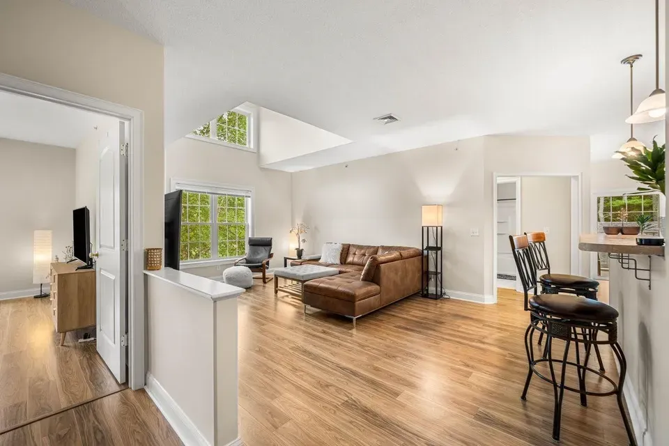 2 Bed 1 Bath Urban Residential Condo in Manchester, NH - 2