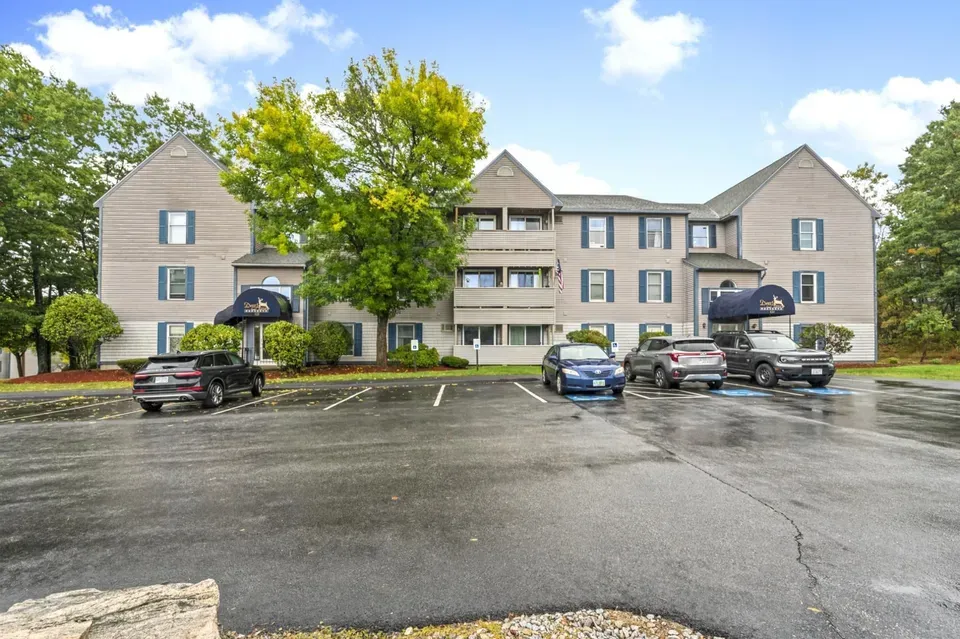2 Bed 1 Bath Urban Residential Condo in Manchester, NH