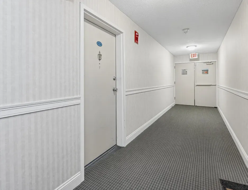 2 Bed 1 Bath Urban Residential Condo in Manchester, NH - 3