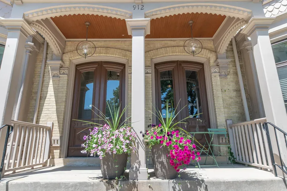 2 Bed 1 Bath Urban Residential Condo in Milwaukee, WI - 2