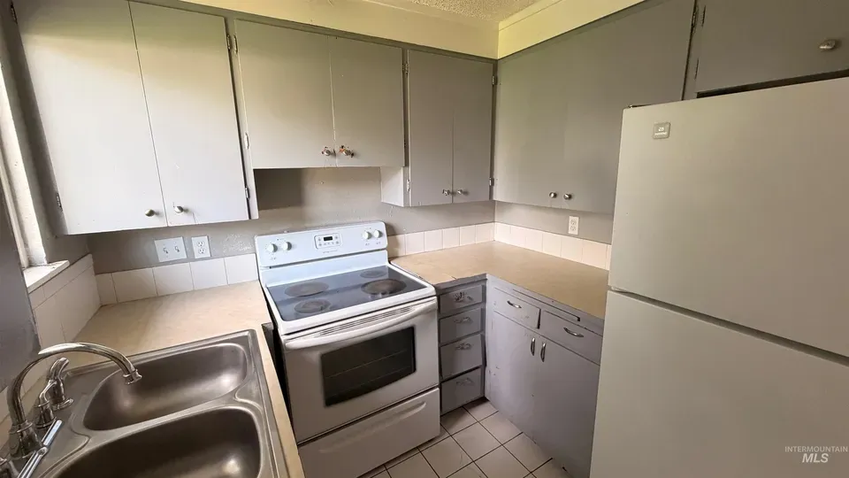 2 Bed 1 Bath Urban Residential Condo in Nampa, ID - 2