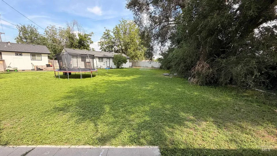2 Bed 1 Bath Urban Residential Condo in Nampa, ID - 5