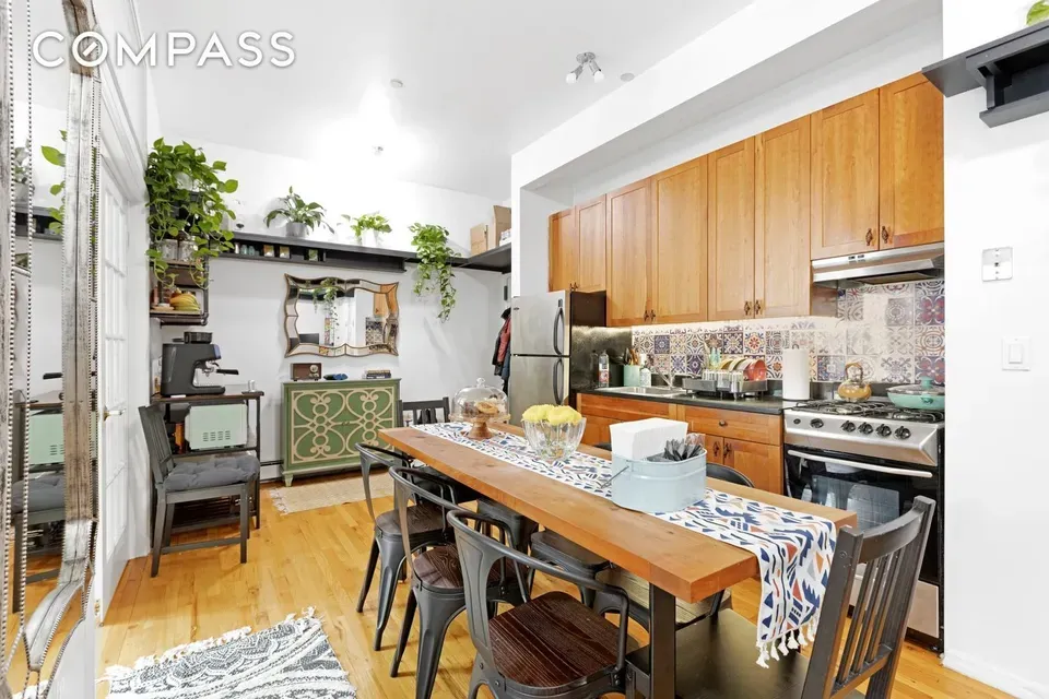 2 Bed 1 Bath Urban Residential Condo in New York, NY - 2