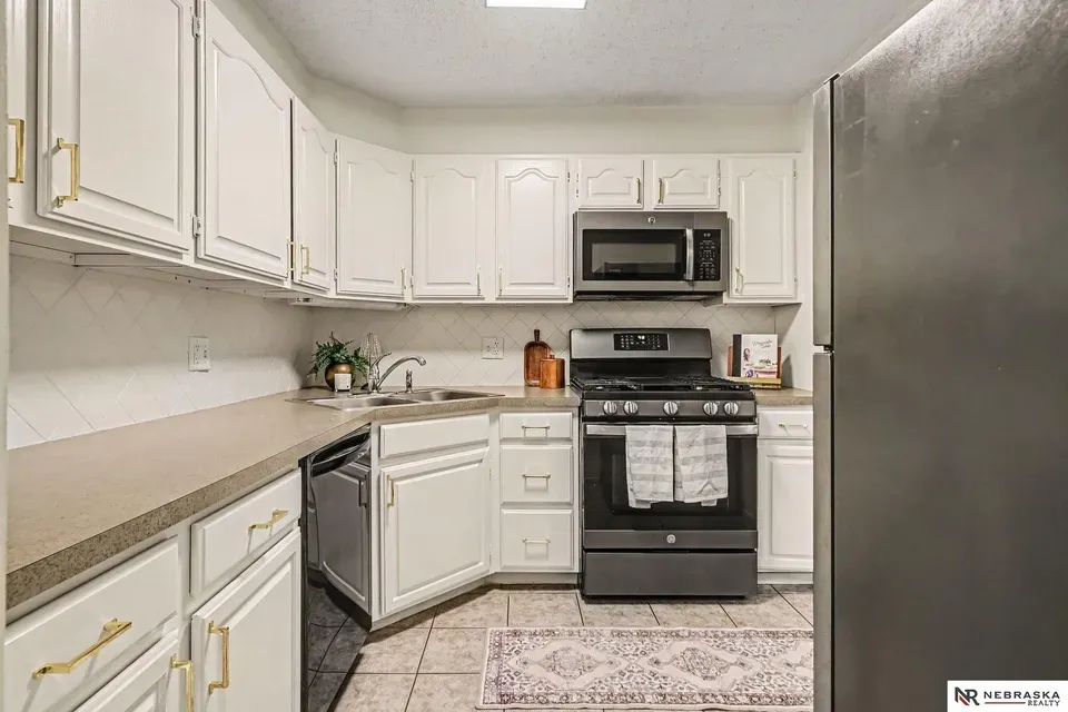 2 Bed 1 Bath Urban Residential Condo in Omaha, NE - 5