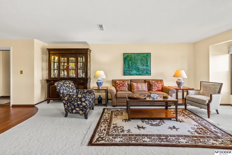 2 Bed 1 Bath Urban Residential Condo in Omaha, NE - 5