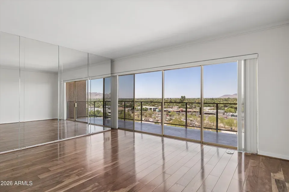 2 Bed 1 Bath Urban Residential Condo in Phoenix, AZ - 4