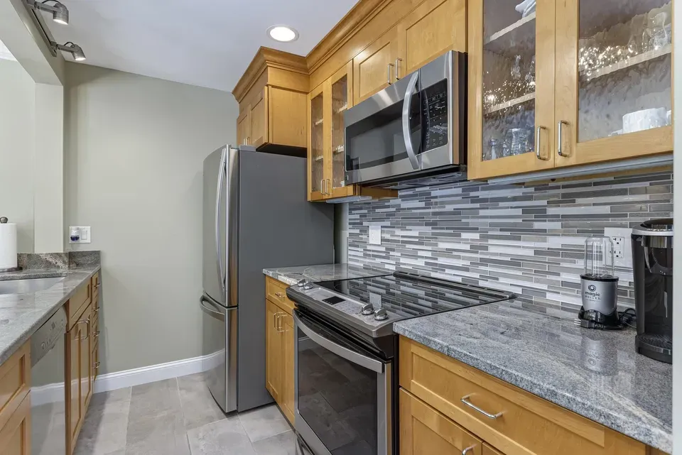 2 Bed 1 Bath Urban Residential Condo in Portland, ME - 4