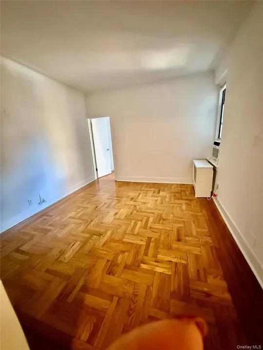2 Bed 1 Bath Urban Residential Condo in Queens, NY