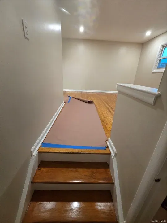 2 Bed 1 Bath Urban Residential Condo in Queens, NY - 4