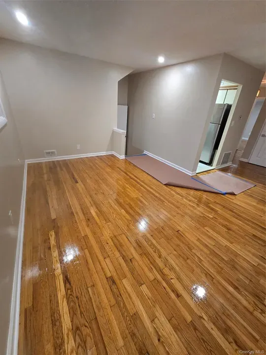 2 Bed 1 Bath Urban Residential Condo in Queens, NY - 5