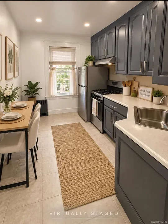 2 Bed 1 Bath Urban Residential Condo in Queens, NY - 4
