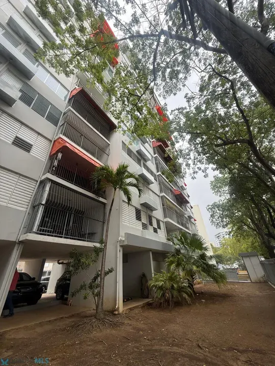 2 Bed 1 Bath Urban Residential Condo in San Juan, PR