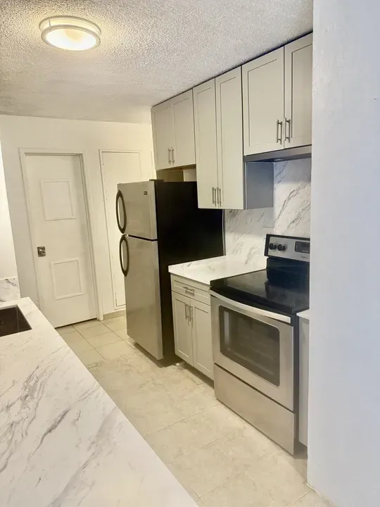 2 Bed 1 Bath Urban Residential Condo in San Juan, PR - 2