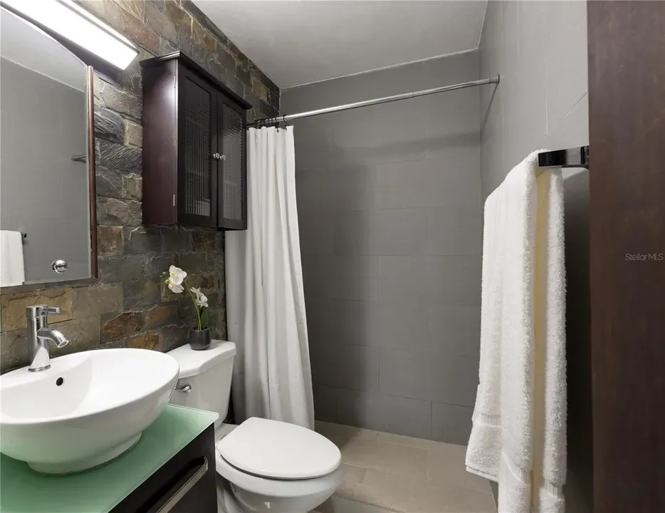 2 Bed 1 Bath Urban Residential Condo in San Juan, PR - 5