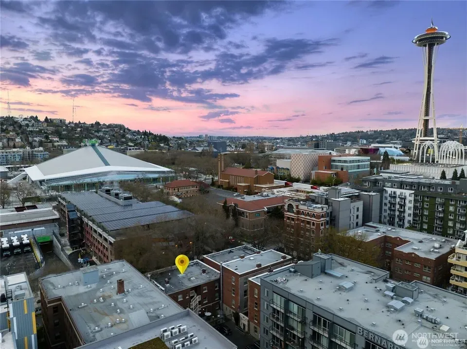 2 Bed 1 Bath Urban Residential Condo in Seattle, WA - 1