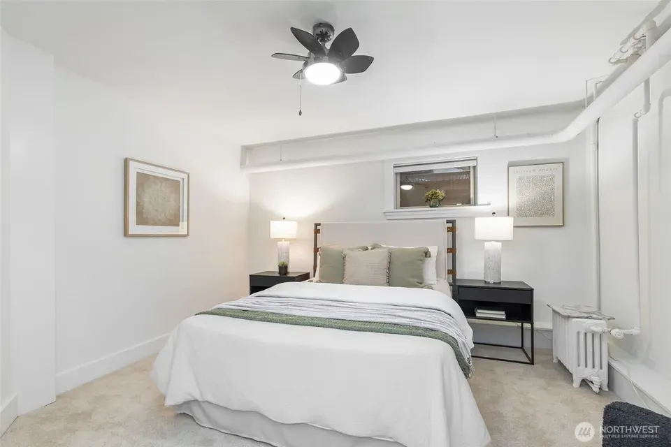 2 Bed 1 Bath Urban Residential Condo in Seattle, WA - 4