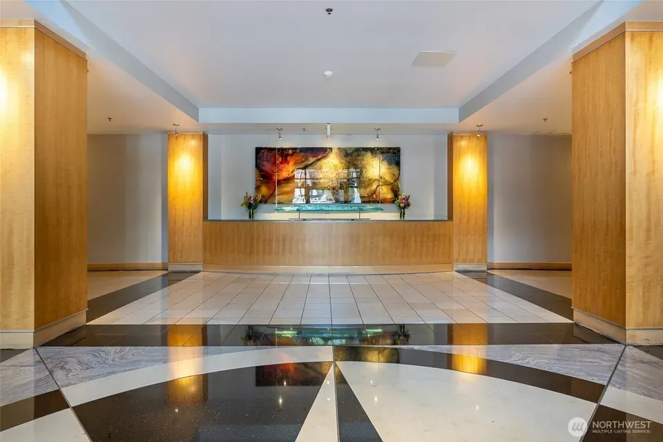 2 Bed 1 Bath Urban Residential Condo in Seattle, WA - 4