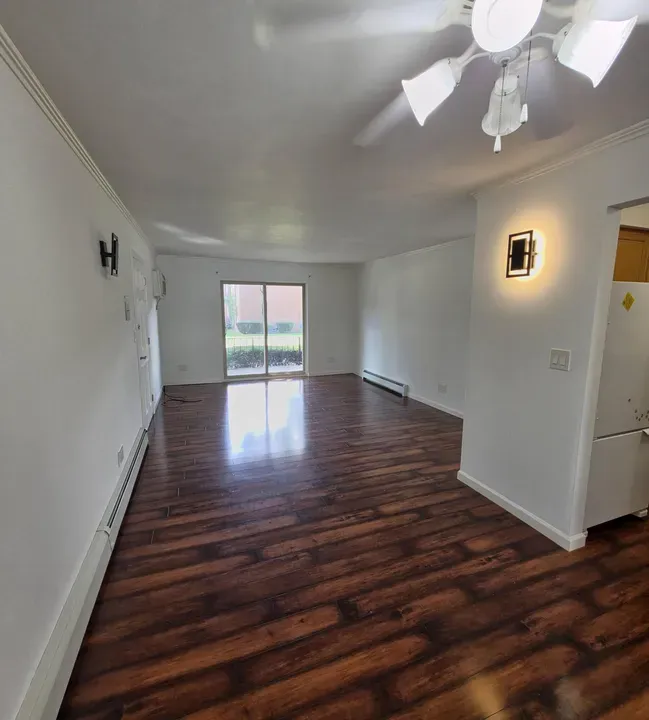 2 Bed 1 Bath Urban Residential Condo in Troy, MI - 5