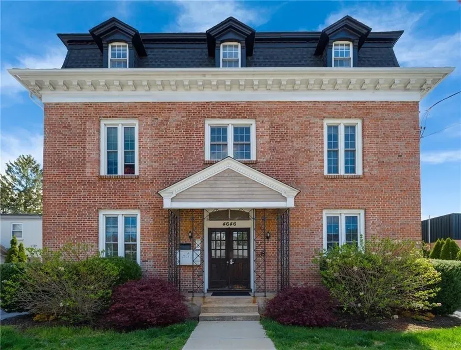2 Bed 1 Bath Urban Residential Condo in Warwick, RI - 2