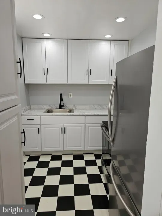 2 Bed 1 Bath Urban Residential Condo in Washington, DC - 4