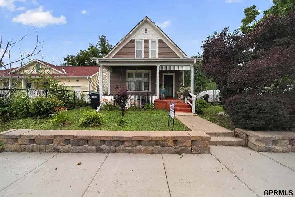 2 Bed 2 Bath Classic Historic Era Home in Omaha, NE