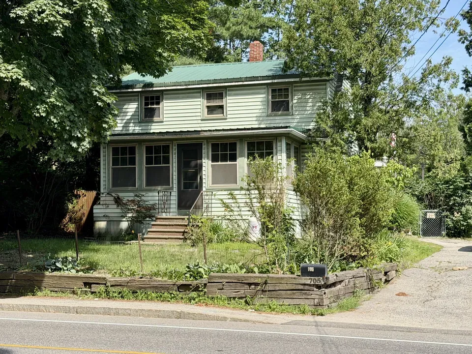 2 Bed 2 Bath Classic Historic Era Home in Portland, ME - 1