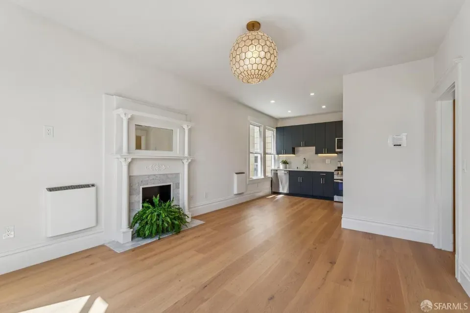 2 Bed 2 Bath Classic Historic Era Home in San Francisco, CA - 4