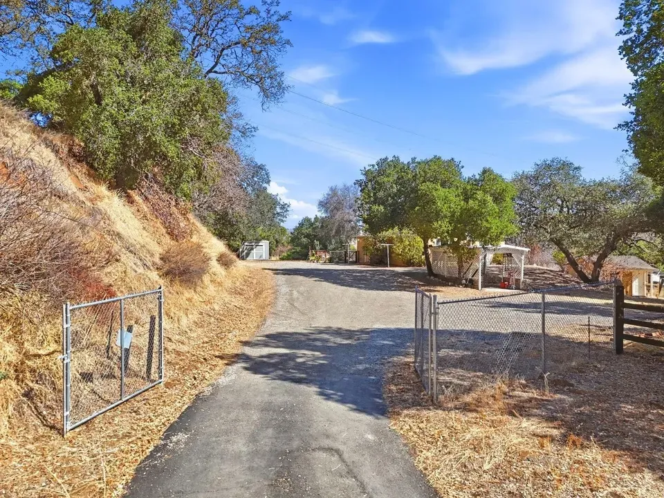 2 Bed 2 Bath Classic Historic Era Home in San Jose, CA - 2