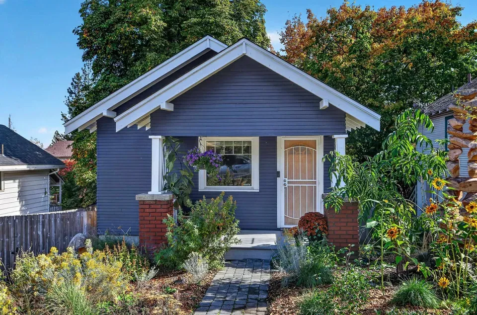 2 Bed 2 Bath Classic Historic Era Home in Spokane, WA