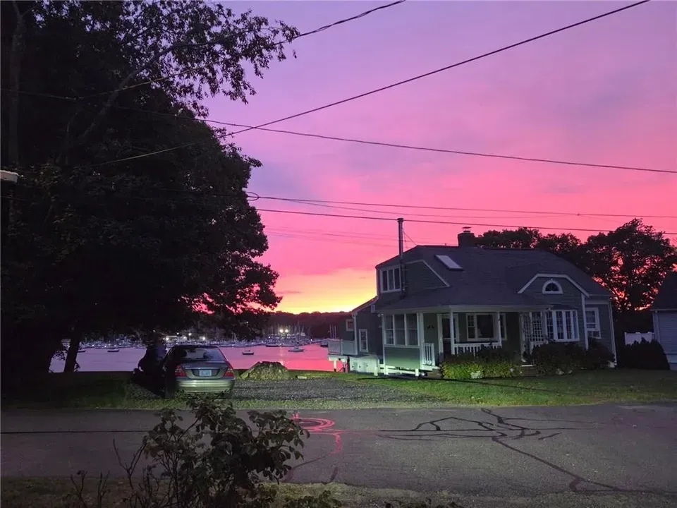2 Bed 2 Bath Classic Historic Era Home in Warwick, RI - 1