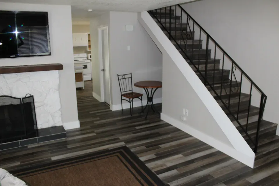 2 Bed 2 Bath Contemporary High-Rise Condo in Anchorage, AK - 5