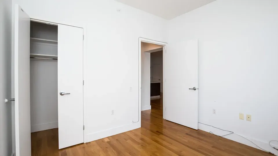 2 Bed 2 Bath Contemporary High-Rise Condo in Brooklyn, NY - 2