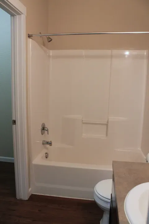 2 Bed 2 Bath Contemporary High-Rise Condo in Coeur d Alene, ID - 5