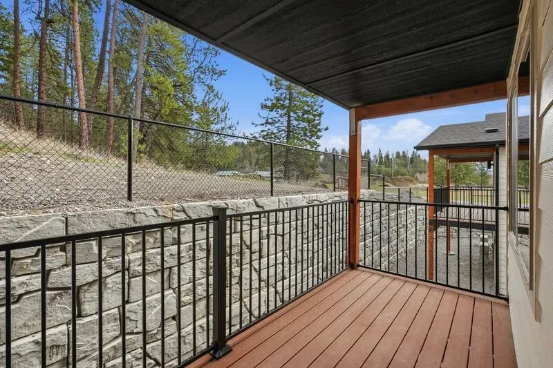 2 Bed 2 Bath Contemporary High-Rise Condo in Coeur d Alene, ID - 1