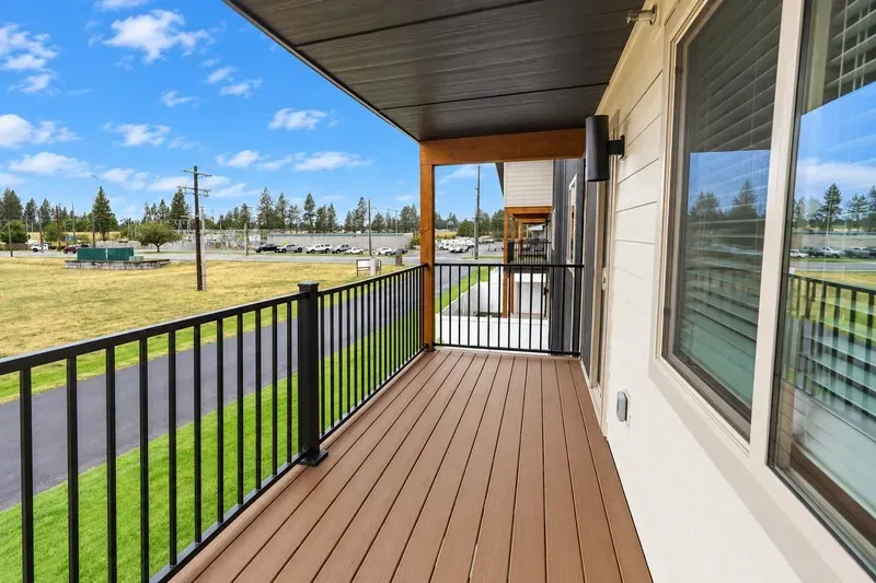 2 Bed 2 Bath Contemporary High-Rise Condo in Coeur d Alene, ID - 2
