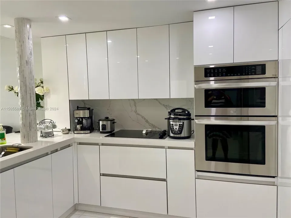 2 Bed 2 Bath Contemporary High-Rise Condo in Coral Gables, FL - 5