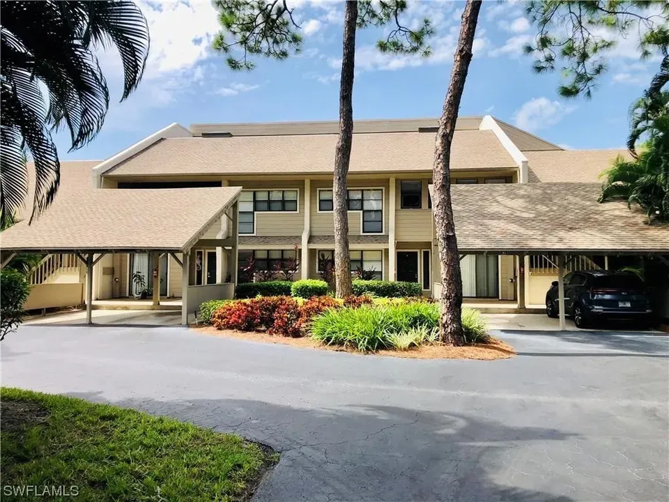 2 Bed 2 Bath Contemporary High-Rise Condo in Fort Myers, FL