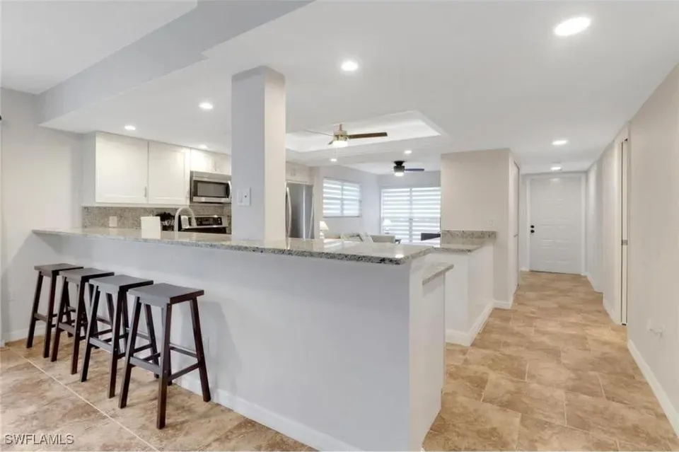 2 Bed 2 Bath Contemporary High-Rise Condo in Fort Myers, FL - 3