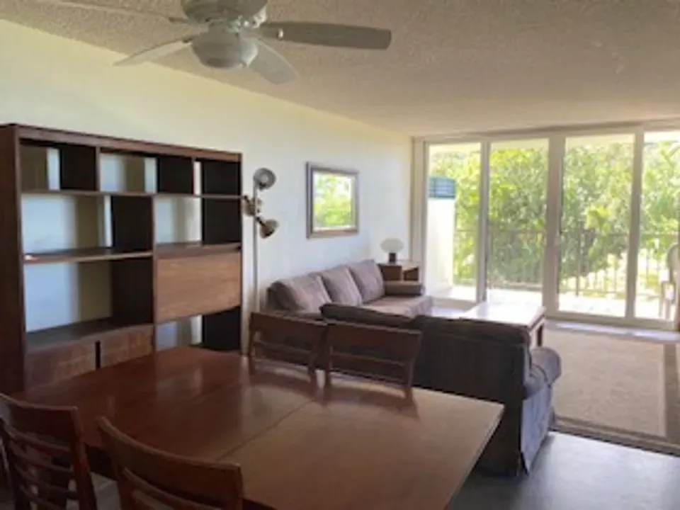 2 Bed 2 Bath Contemporary High-Rise Condo in Hilo, HI - 3