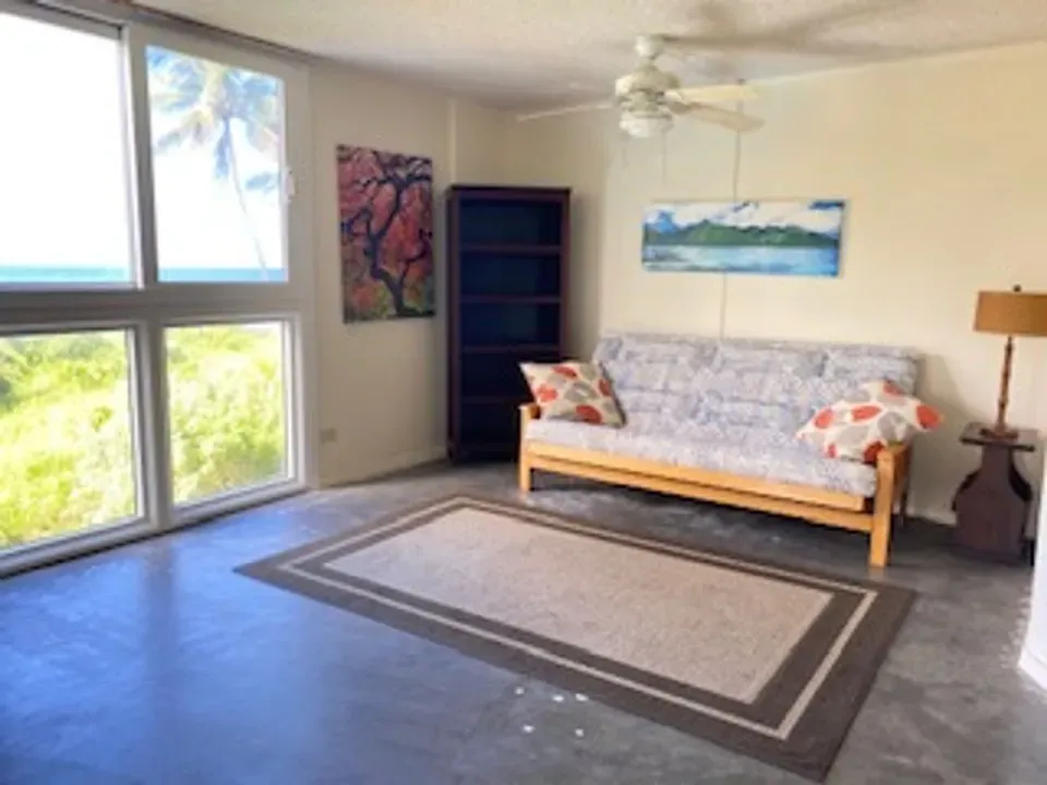 2 Bed 2 Bath Contemporary High-Rise Condo in Hilo, HI - 4