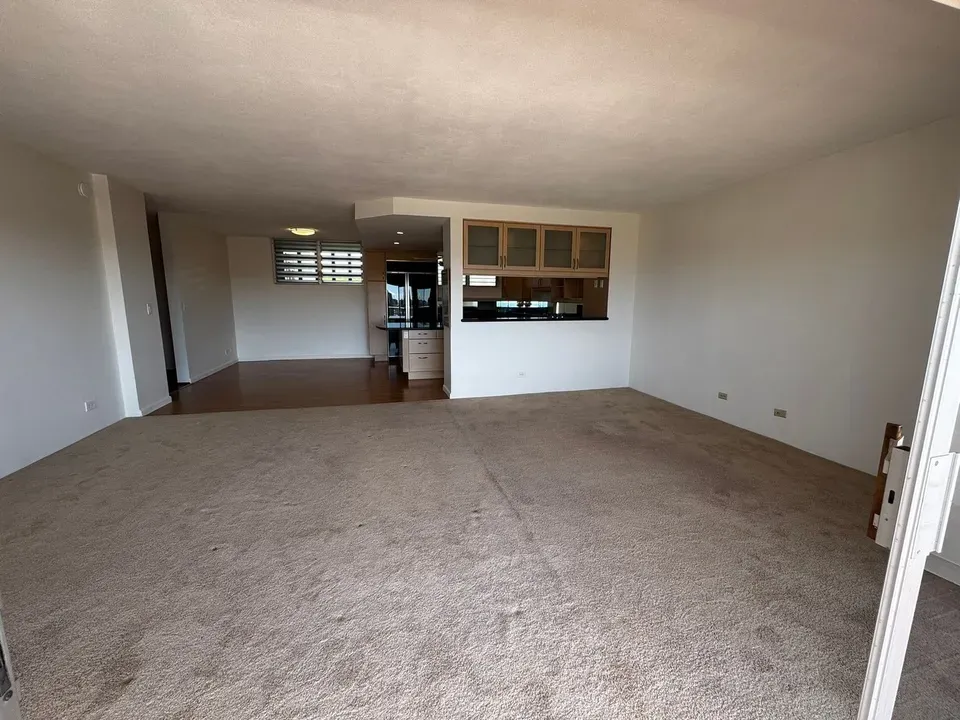 2 Bed 2 Bath Contemporary High-Rise Condo in Honolulu, HI - 5