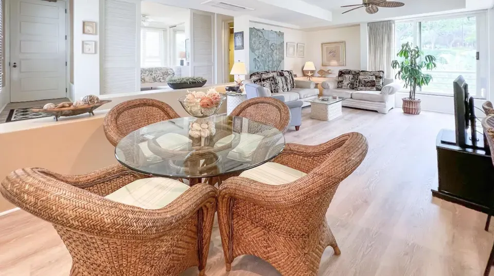 2 Bed 2 Bath Contemporary High-Rise Condo in Maui, HI - 3