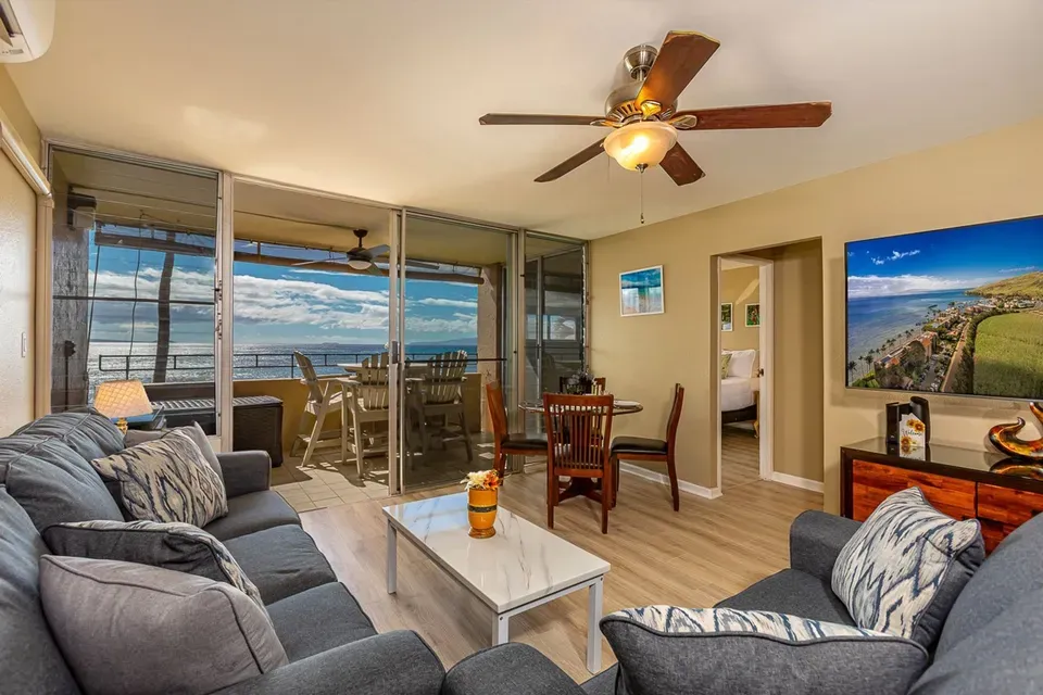 2 Bed 2 Bath Contemporary High-Rise Condo in Maui, HI - 1