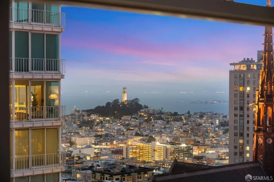 2 Bed 2 Bath Contemporary High-Rise Condo in San Francisco, CA - 5
