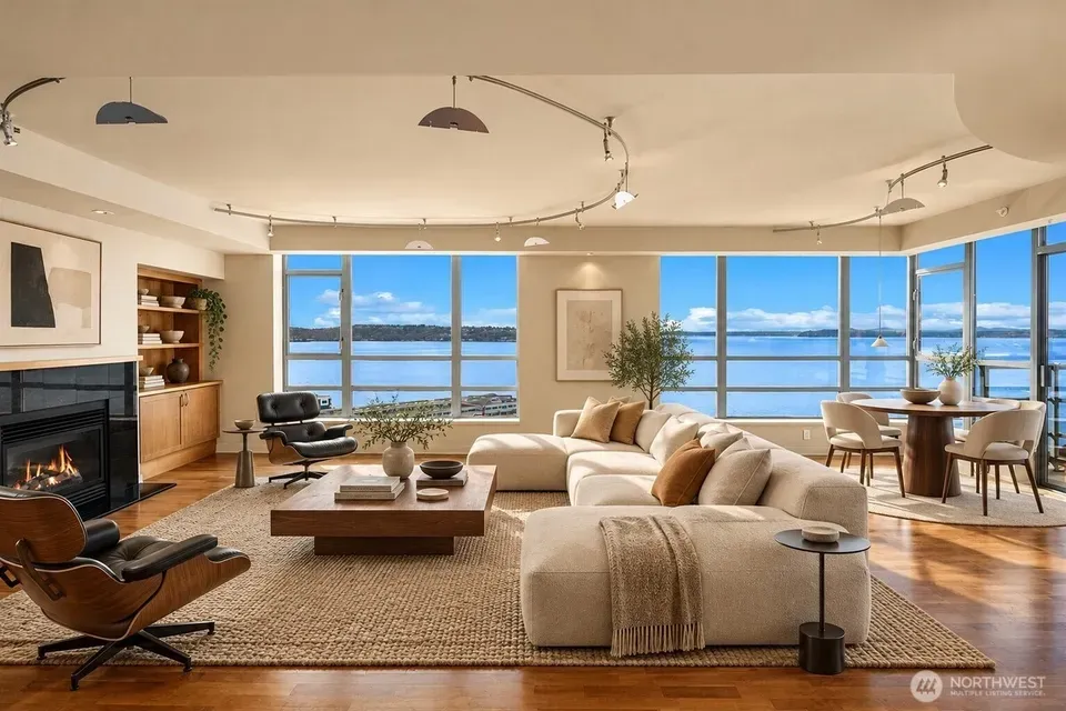 2 Bed 2 Bath Contemporary High-Rise Condo in Seattle, WA - 1