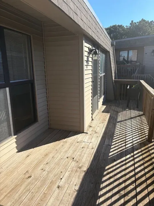2 Bed 2 Bath Contemporary High-Rise Condo in Topeka, KS - 3