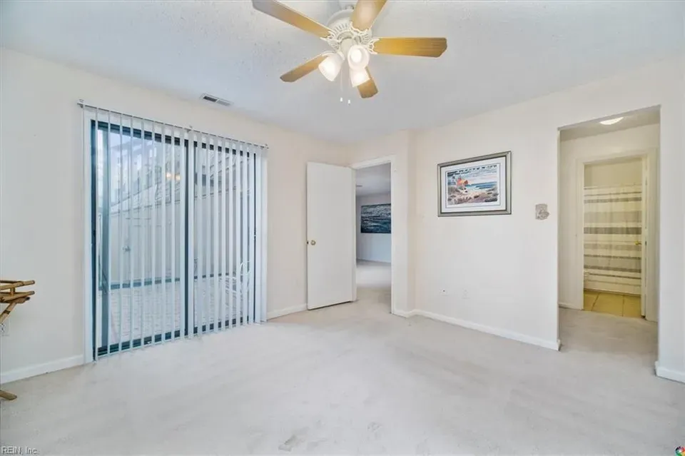 2 Bed 2 Bath Contemporary High-Rise Condo in Virginia Beach, VA - 4