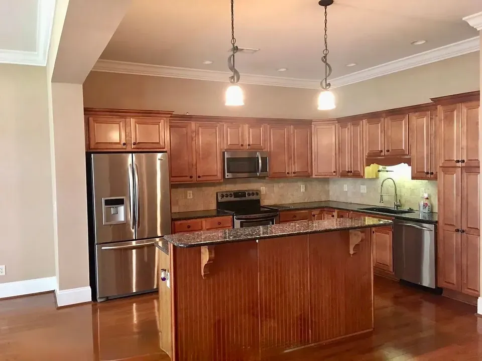 2 Bed 2 Bath Contemporary Multi-Level Townhome in Birmingham, AL - 5